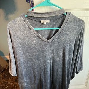 Grey top